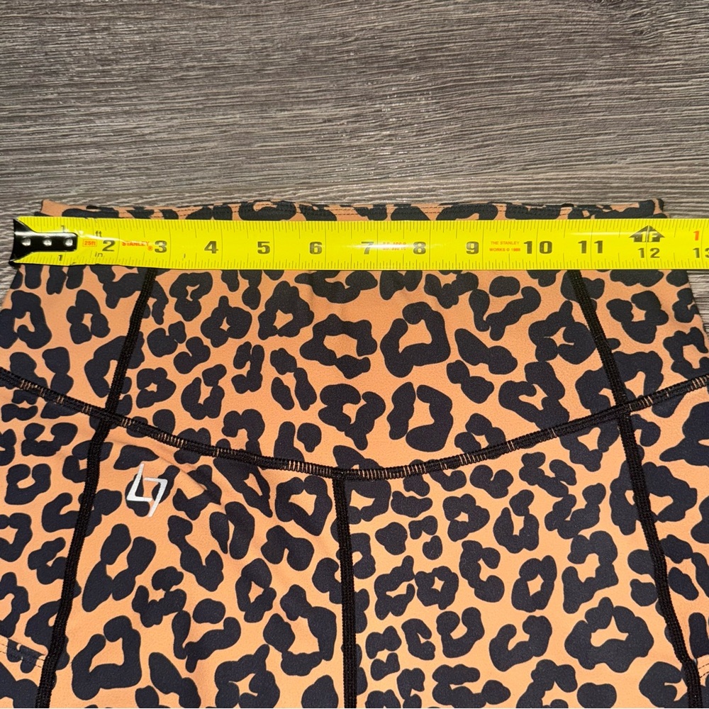 Cheetah Leggings Women’s Small‎ FITTIN Butt Lift Design 4 Pockets Hidden Pockets - Picture 5 of 8
